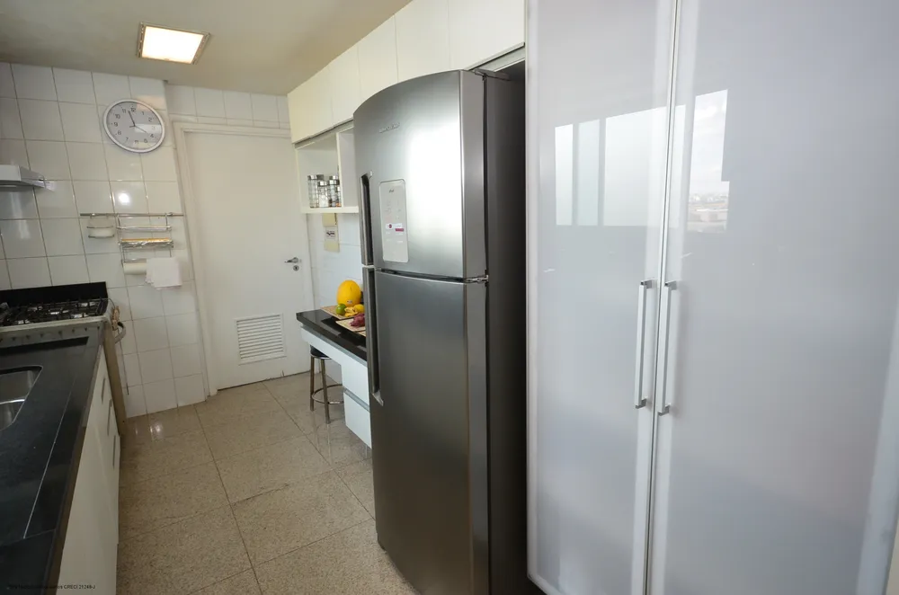 Apartamento, 4 quartos, 204 m² - Foto 2