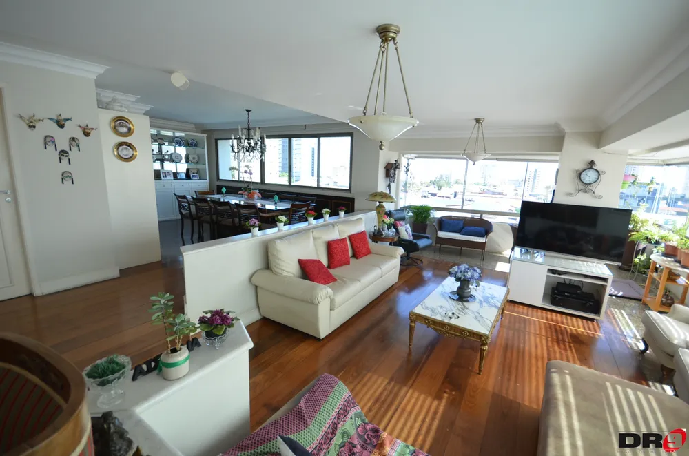 Apartamento, 3 quartos, 197 m² - Foto 1