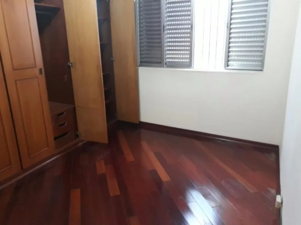 Casa, 3 quartos, 247 m² - Foto 10