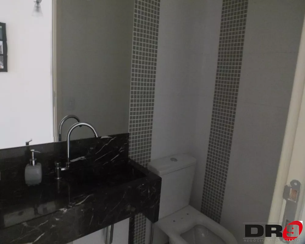 Apartamento à venda com 3 quartos, 126m² - Foto 2