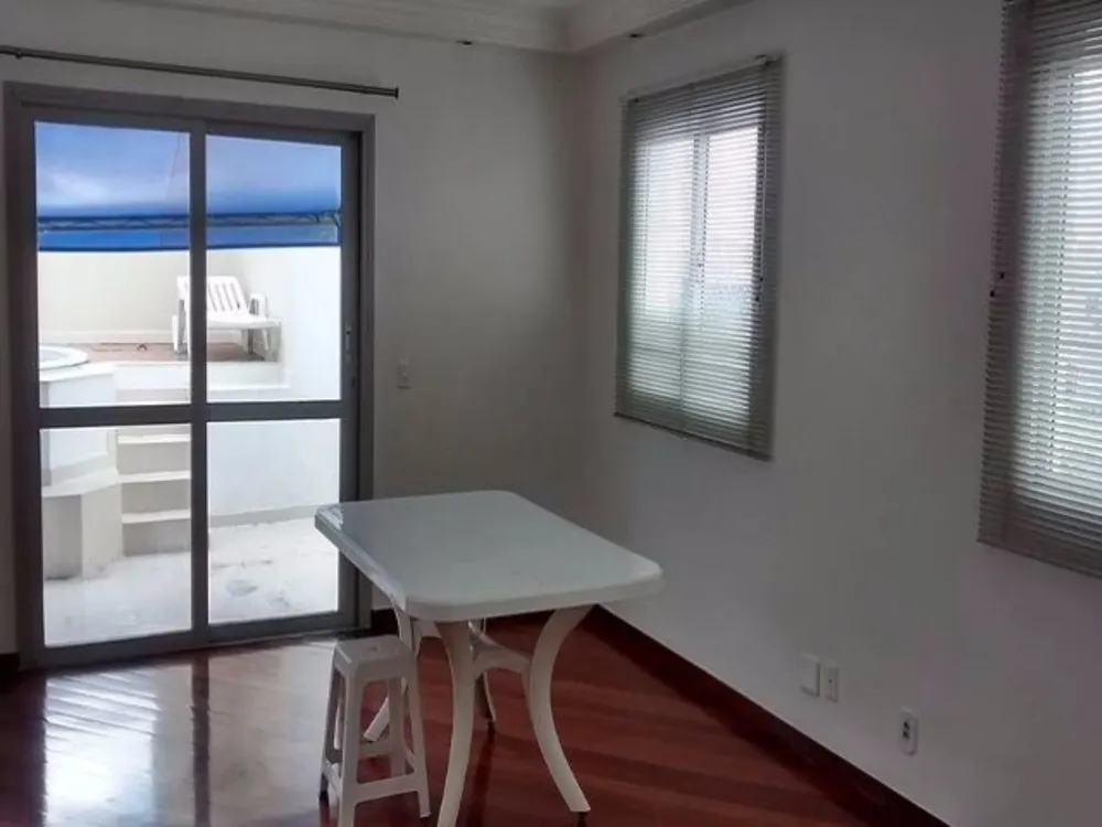 Apartamento, 3 quartos, 170 m² - Foto 2