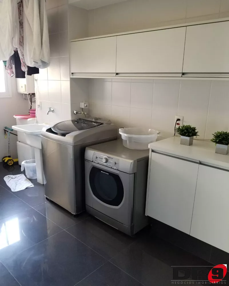 Apartamento à venda com 3 quartos, 210m² - Foto 16