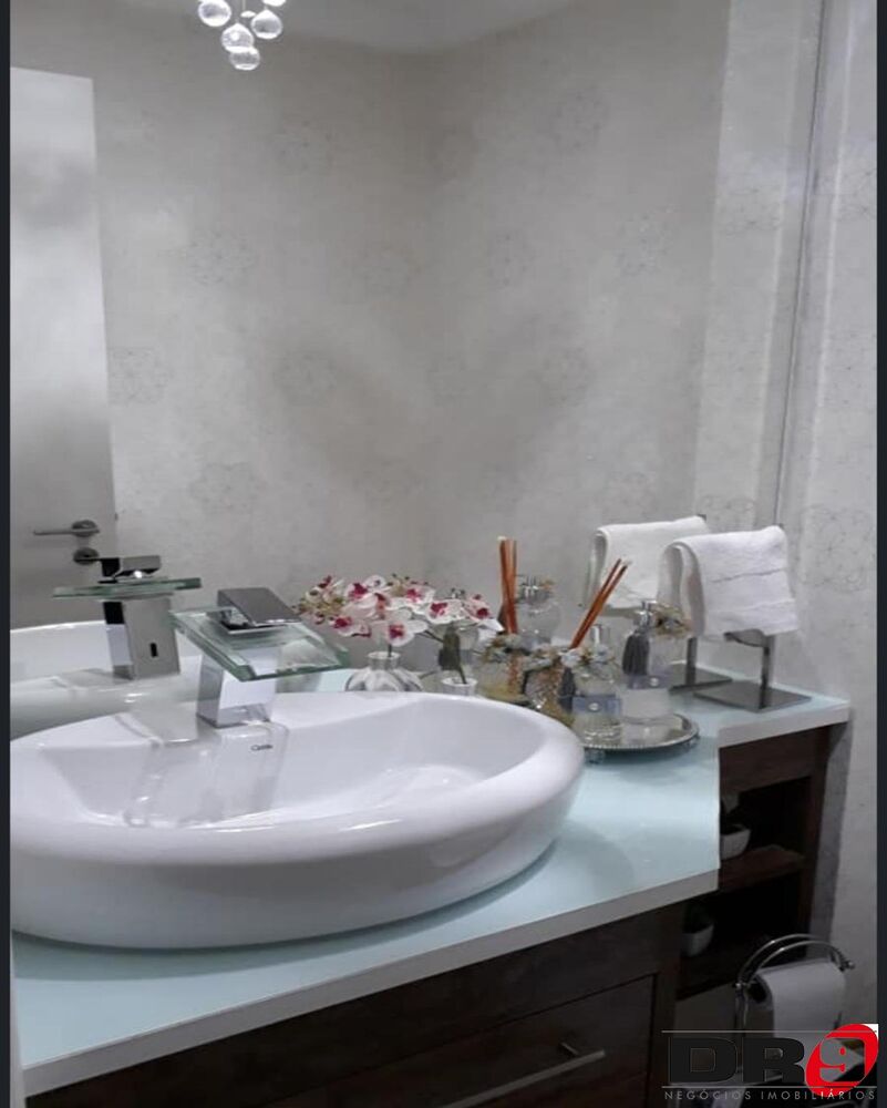 Apartamento, 3 quartos, 108 m² - Foto 2