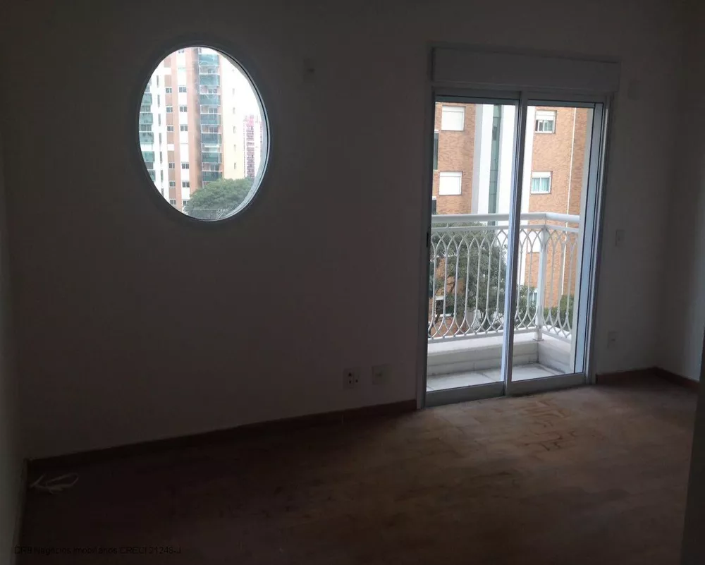 Apartamento à venda com 3 quartos, 177m² - Foto 3