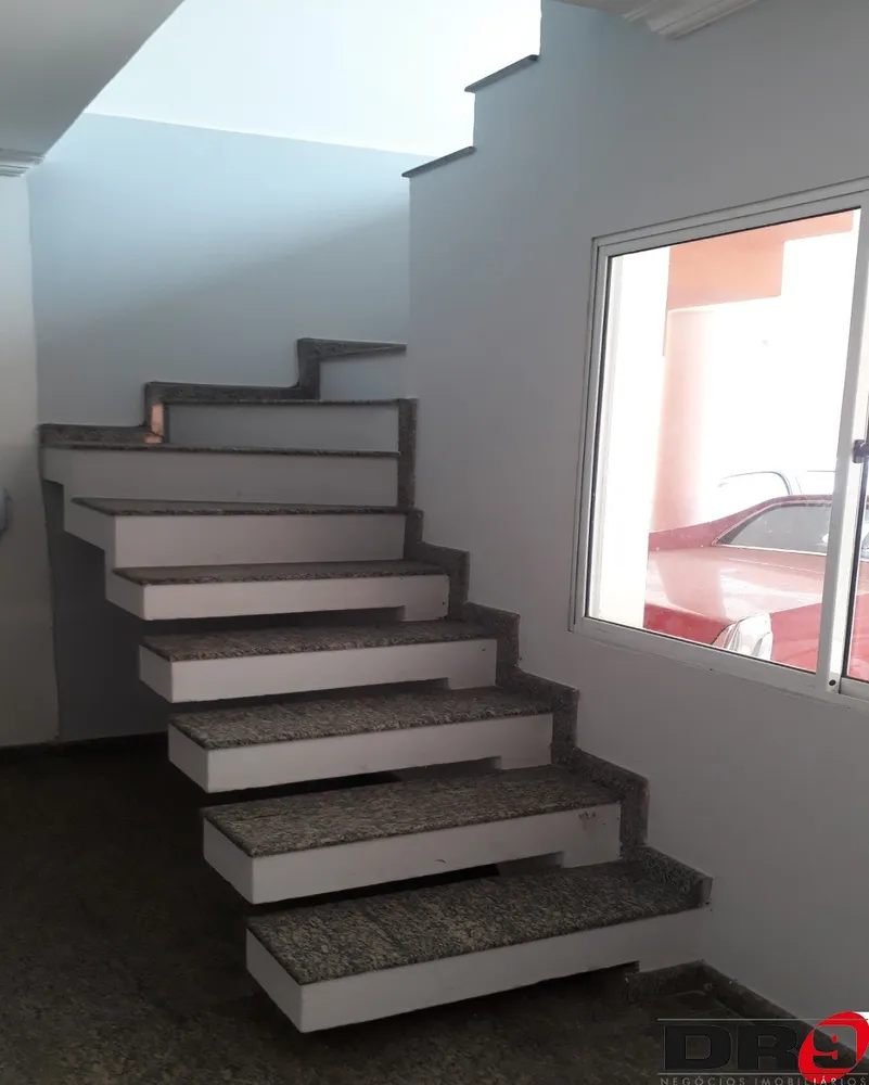 Casa, 3 quartos, 130 m² - Foto 2
