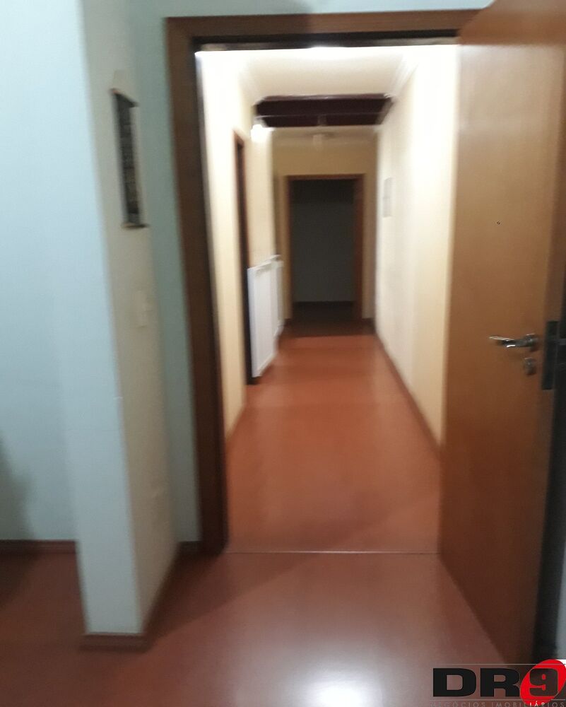 Casa, 3 quartos, 200 m² - Foto 1