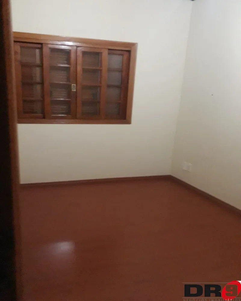 Casa, 3 quartos, 200 m² - Foto 9