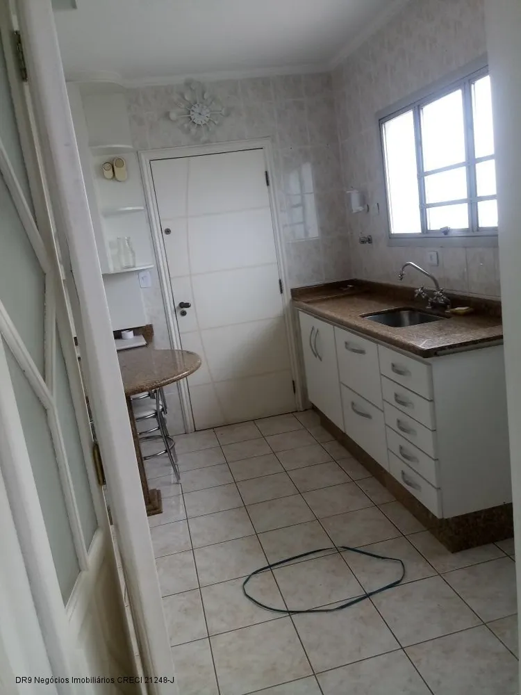 Apartamento, 3 quartos, 170 m² - Foto 2