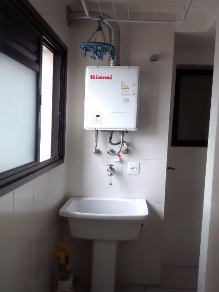 Apartamento à venda com 3 quartos, 82m² - Foto 2