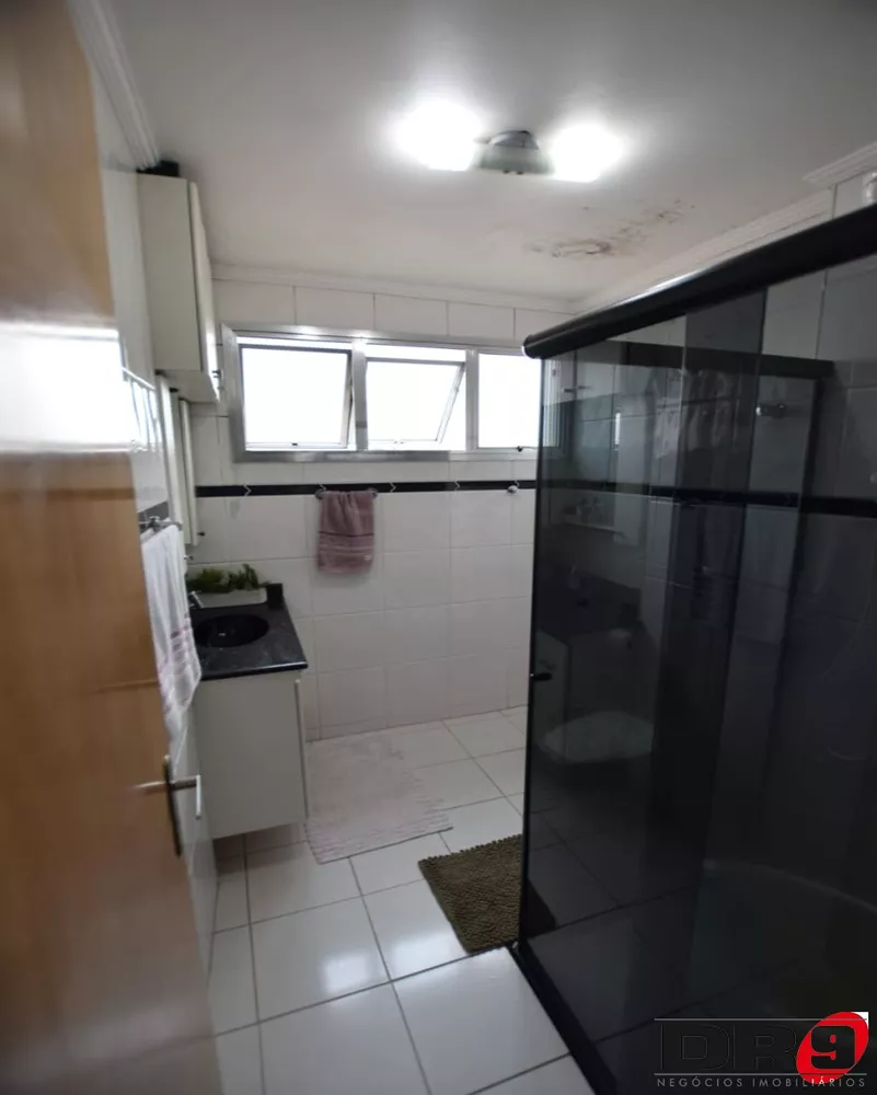 Apartamento à venda com 2 quartos, 90m² - Foto 2