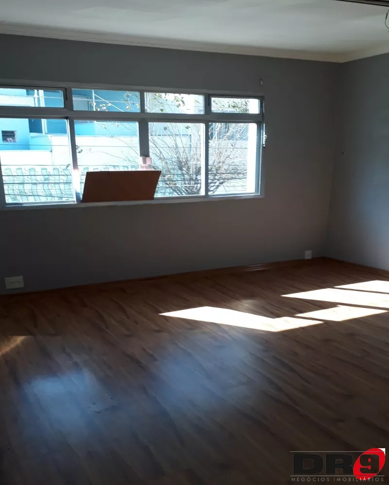 Casa para alugar com 3 quartos, 70m² - Foto 4