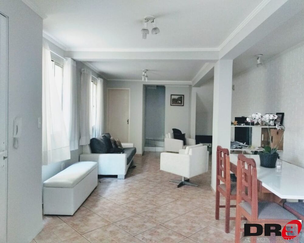 Sobrado, 4 quartos, 250 m² - Foto 1