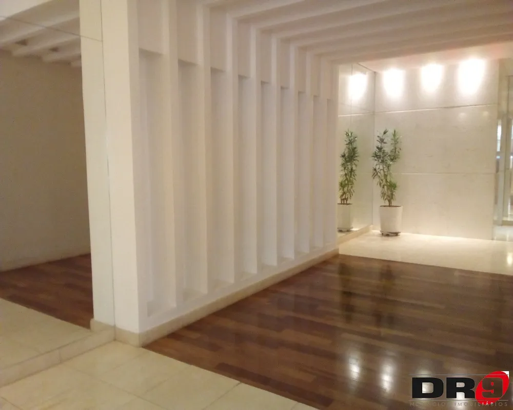 Apartamento, 3 quartos, 210 m² - Foto 1
