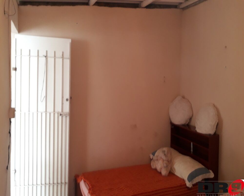 Casa à venda e aluguel com 2 quartos, 250m² - Foto 22