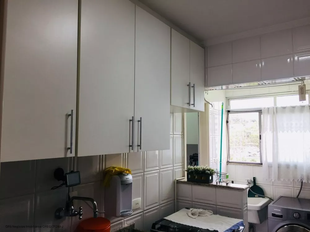 Apartamento à venda com 2 quartos, 60m² - Foto 4