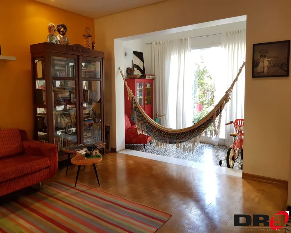 Casa, 3 quartos, 265 m² - Foto 2
