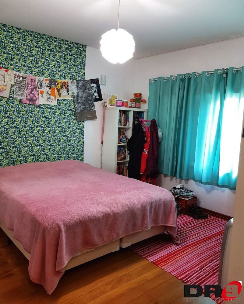 Casa à venda e aluguel com 3 quartos, 265m² - Foto 9