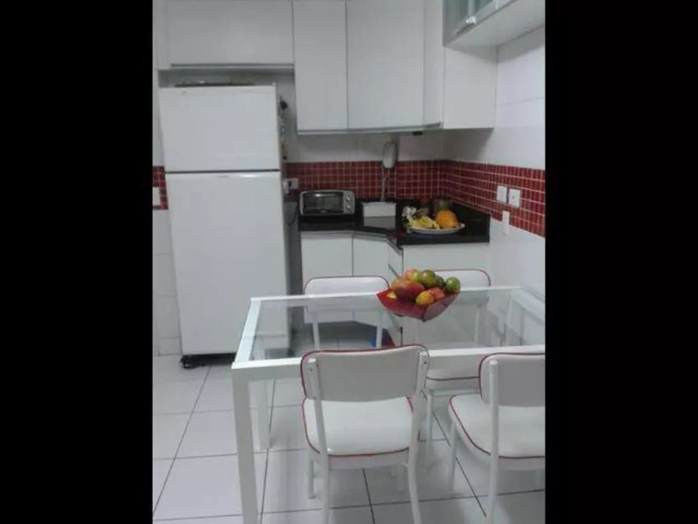 Apartamento à venda com 3 quartos, 94m² - Foto 1