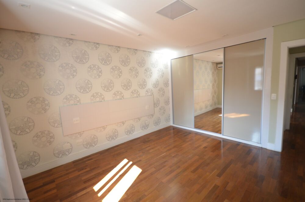 Casa, 3 quartos, 267 m² - Foto 15