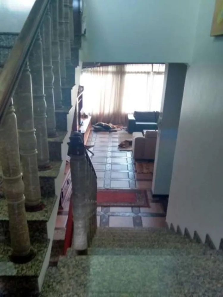 Casa, 3 quartos, 250 m² - Foto 2