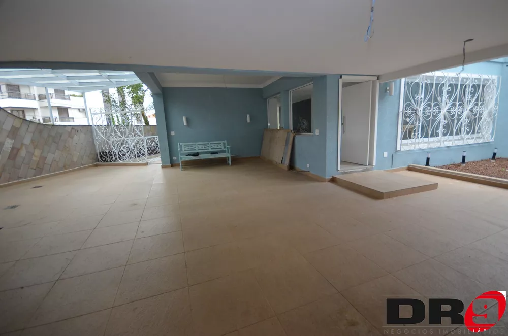 Casa à venda com 5 quartos, 400m² - Foto 3