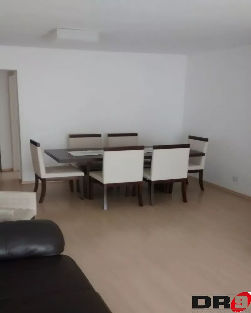 Apartamento à venda com 2 quartos, 74m² - Foto 5