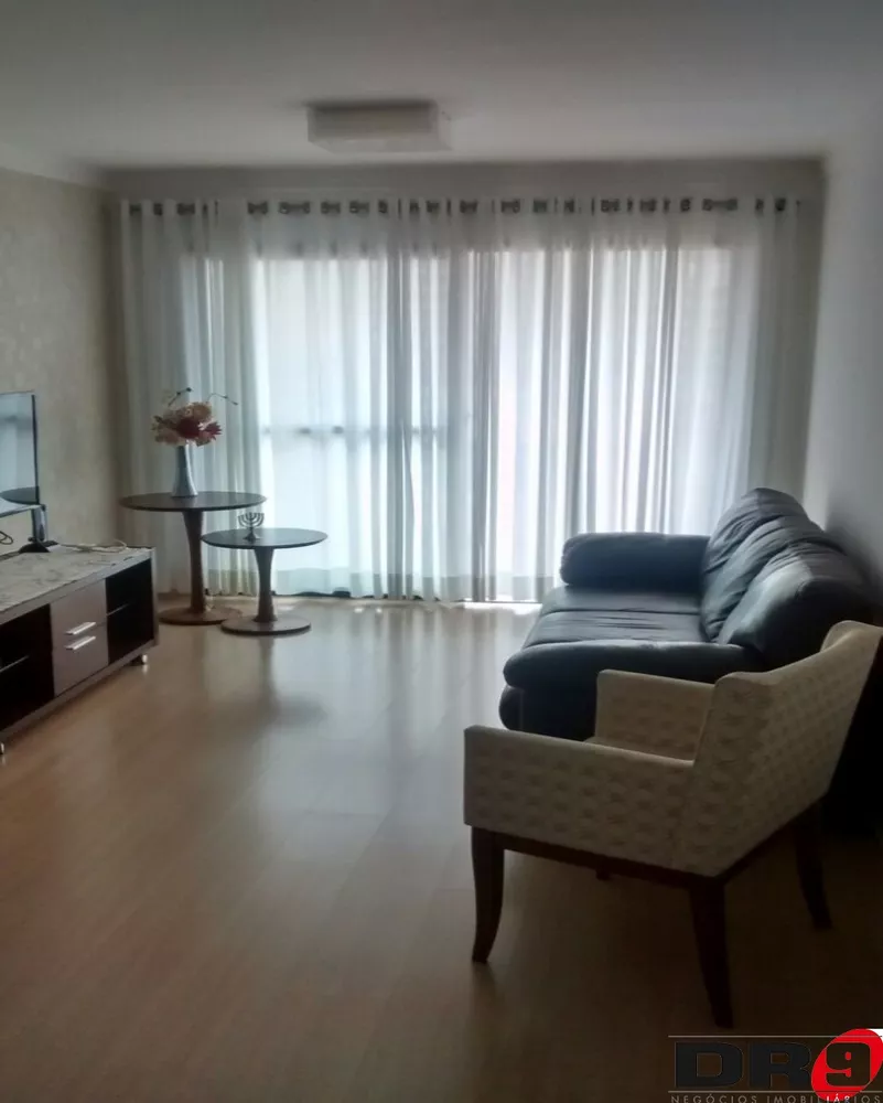 Apartamento à venda com 2 quartos, 74m² - Foto 1