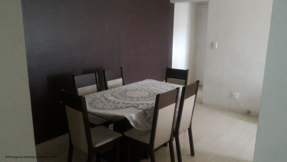 Apartamento à venda com 2 quartos, 78m² - Foto 2