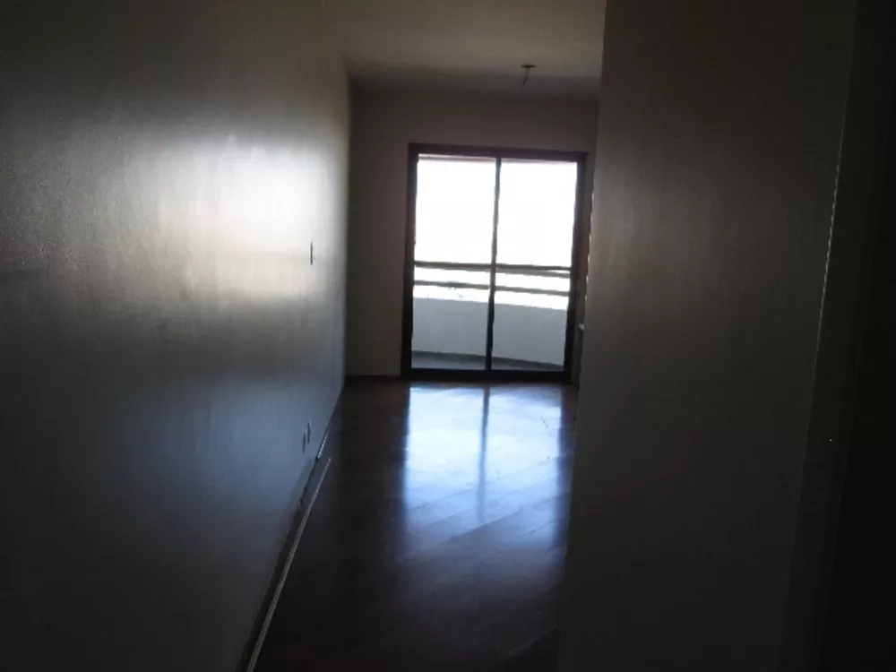 Apartamento à venda com 3 quartos, 84m² - Foto 1