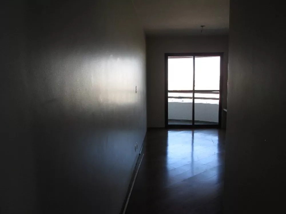 Apartamento à venda com 3 quartos, 84m² - Foto 2