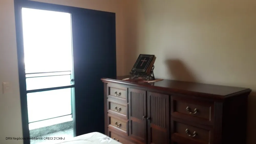 Apartamento, 3 quartos, 130 m² - Foto 2