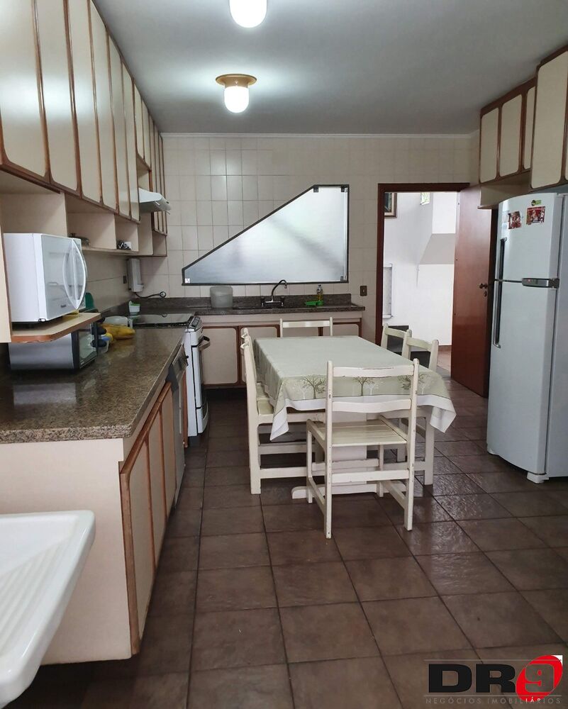 Sobrado, 3 quartos, 251 m² - Foto 3