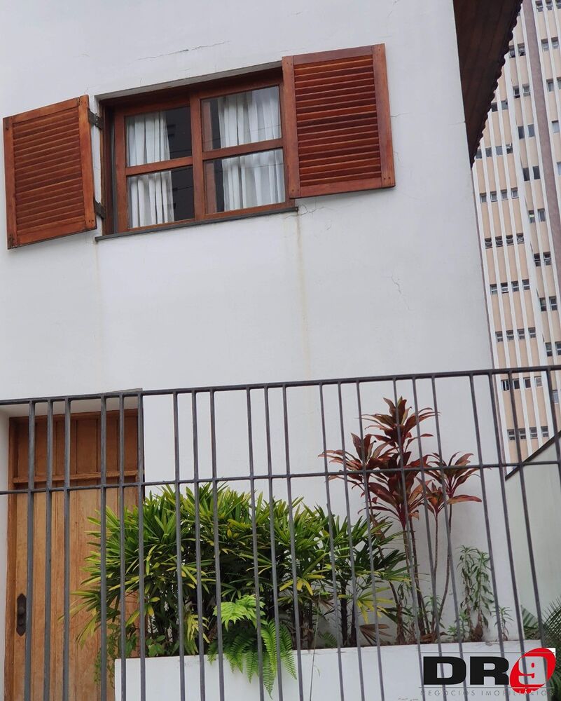 Sobrado, 3 quartos, 251 m² - Foto 1