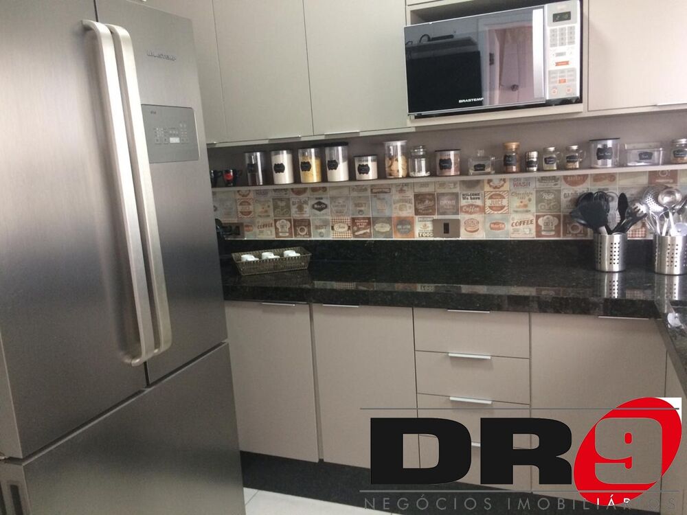 Sobrado à venda com 2 quartos, 109m² - Foto 5