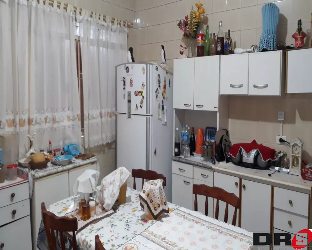 Casa à venda e aluguel com 2 quartos, 250m² - Foto 8