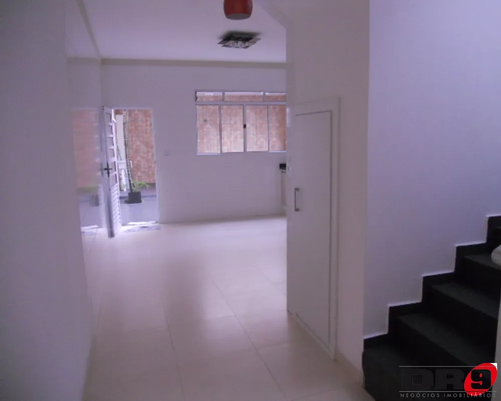 Casa à venda e aluguel com 3 quartos, 170m² - Foto 12