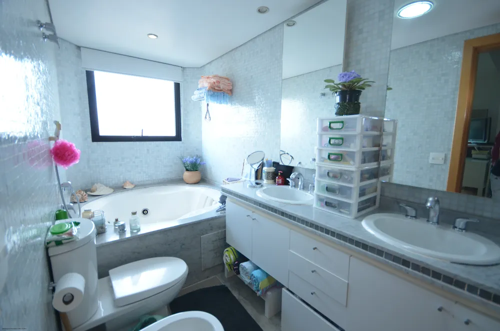 Apartamento, 4 quartos, 254 m² - Foto 10