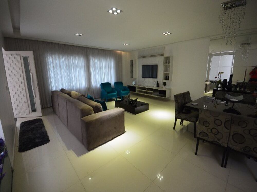 Casa, 3 quartos, 450 m² - Foto 1