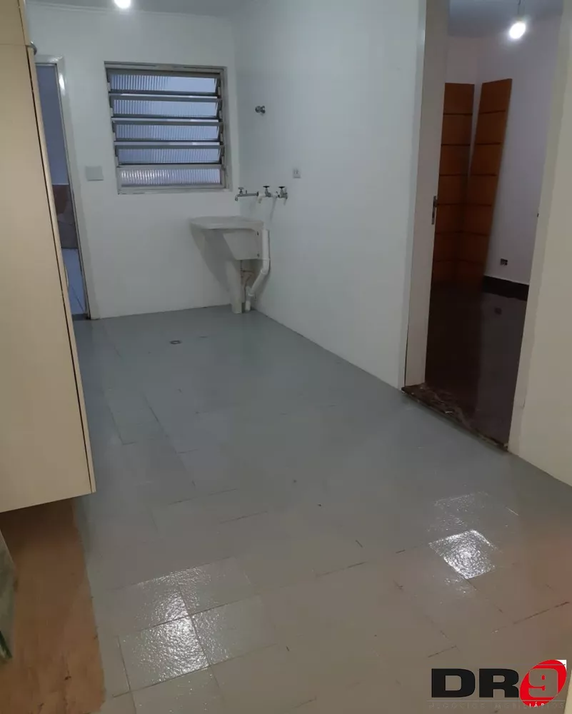 Casa à venda com 3 quartos, 185m² - Foto 8