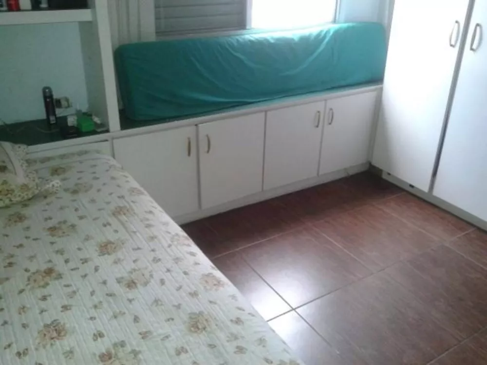 Apartamento à venda com 3 quartos, 100m² - Foto 2