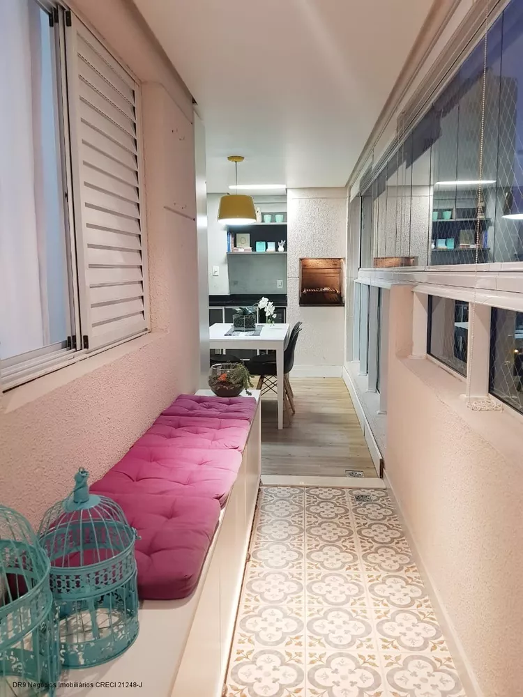 Apartamento à venda com 2 quartos, 72m² - Foto 6