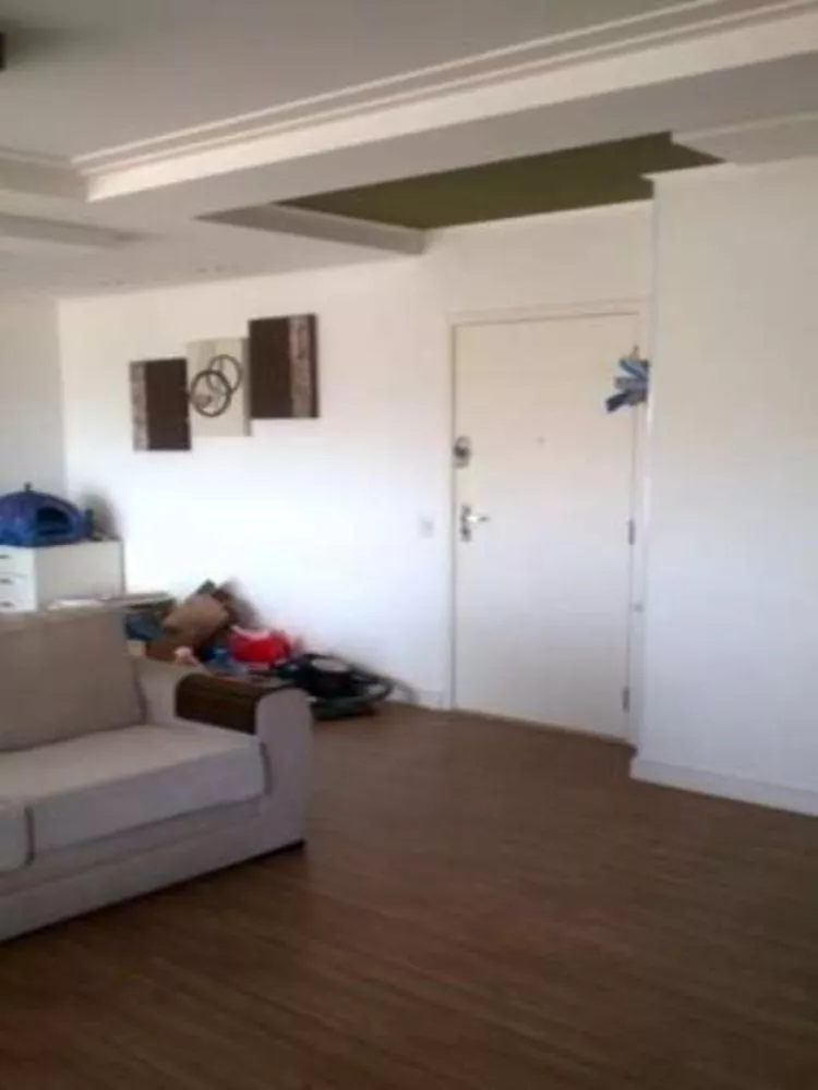 Apartamento à venda com 3 quartos, 153m² - Foto 2