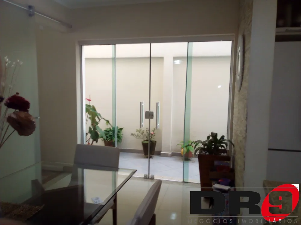 Casa, 3 quartos, 160 m² - Foto 2
