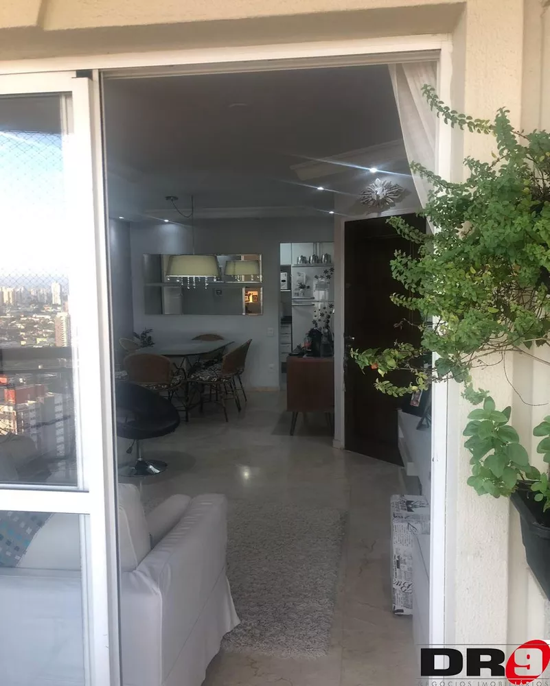 Apartamento à venda com 3 quartos, 83m² - Foto 2