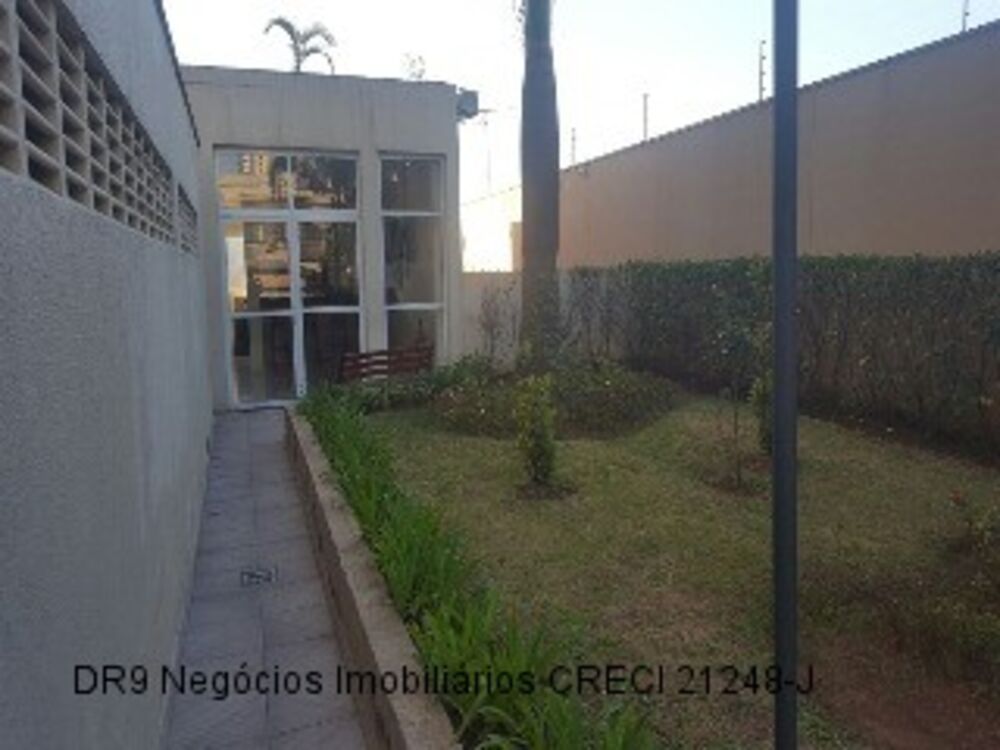 Apartamento à venda com 2 quartos, 64m² - Foto 2