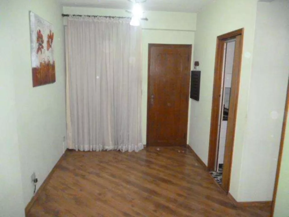 Apartamento à venda com 1 quarto, 51m² - Foto 2