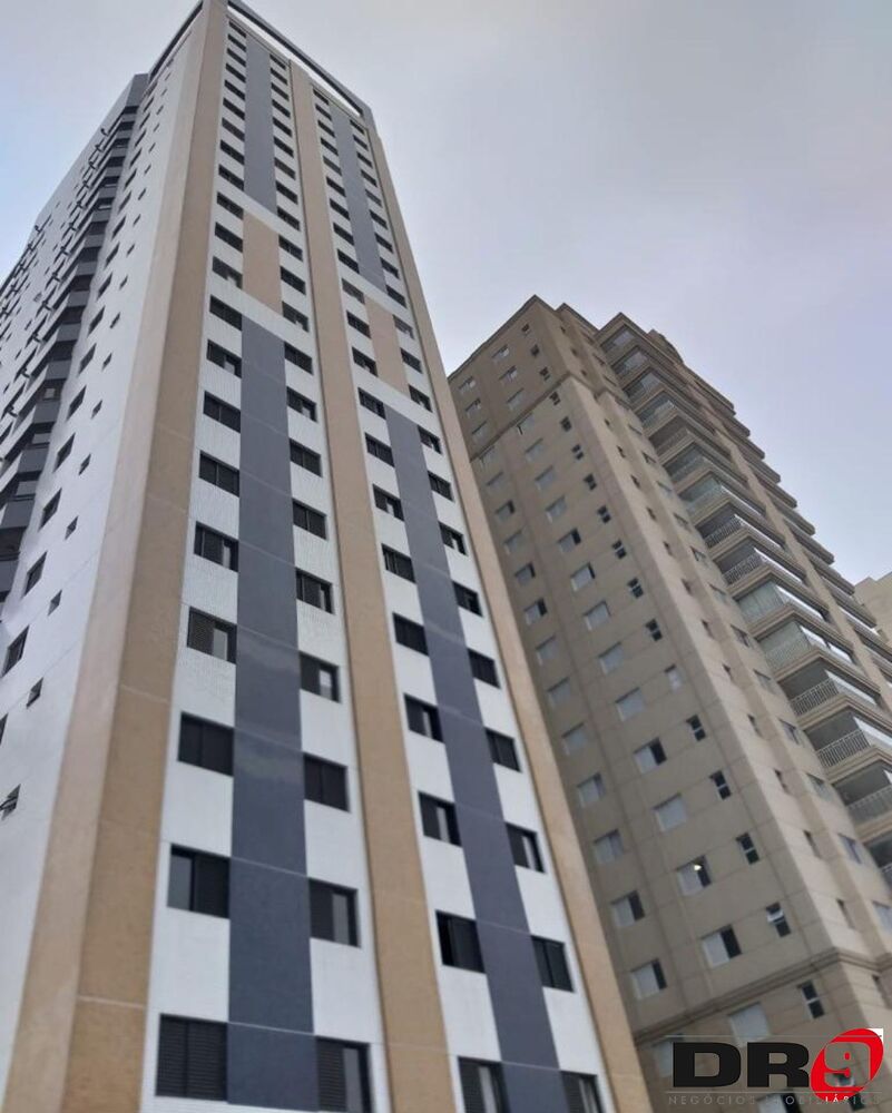 Apartamento à venda com 3 quartos, 82m² - Foto 1