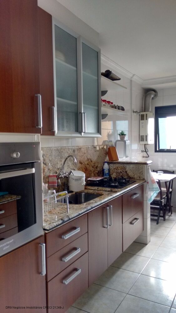 Apartamento à venda com 3 quartos, 89m² - Foto 2