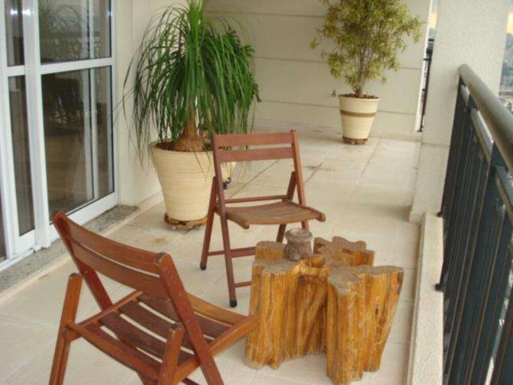 Casa de Condomínio à venda com 3 quartos, 343m² - Foto 2