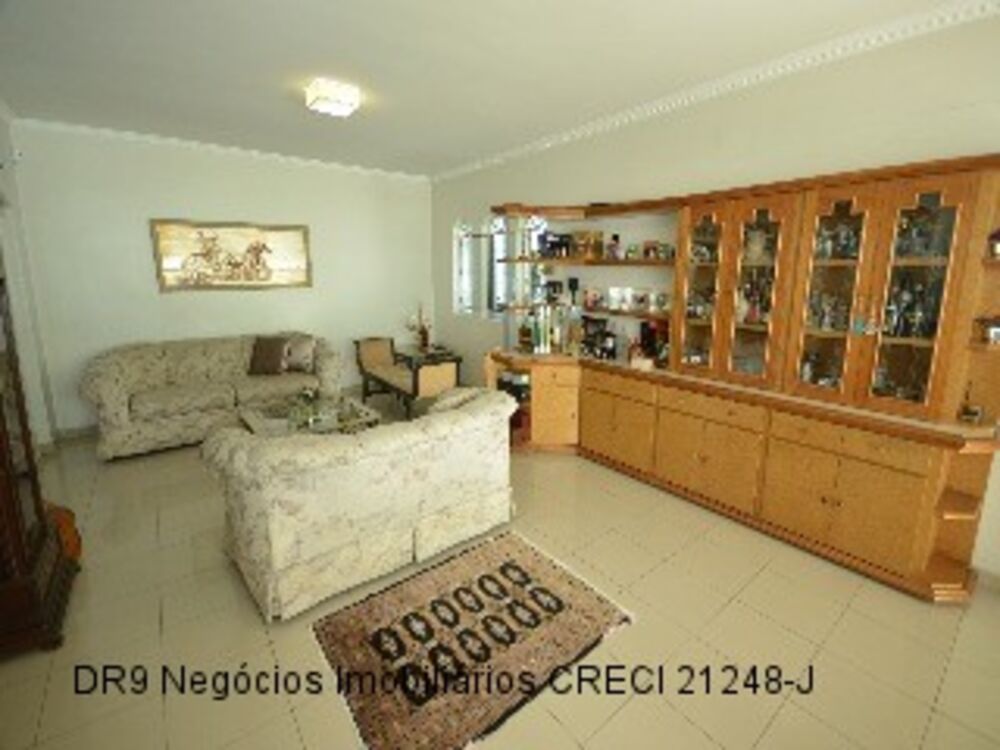 Casa, 3 quartos, 280 m² - Foto 1